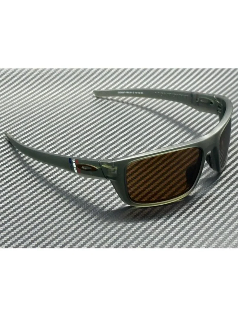 New Oakley Men Matte Olive Ink Sunglasses 61-18-132